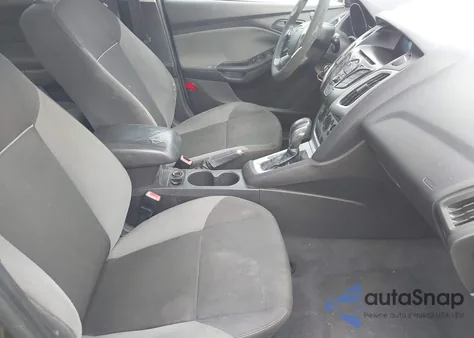 2012 Ford Focus Se z USA, uszkodzony, nr VIN 1FAHP3K21CL312433